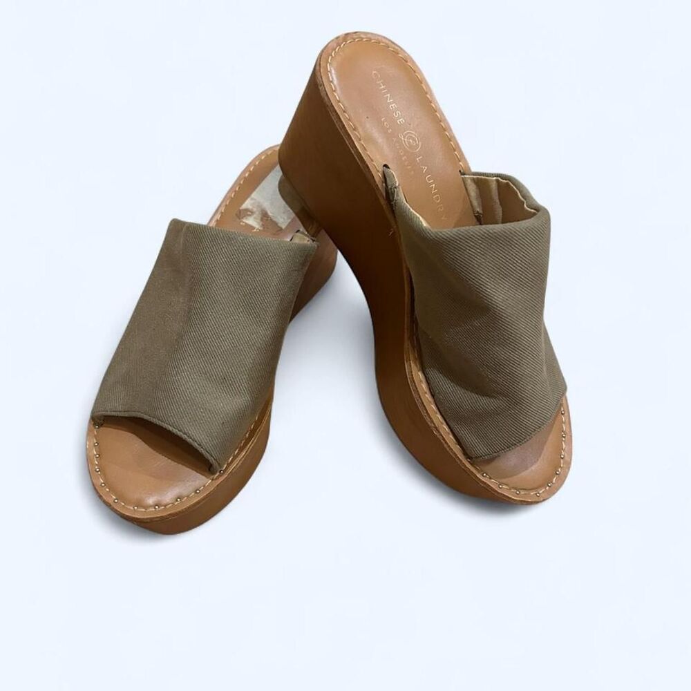 Chinese Laundry Women's Green and Khaki Sandals